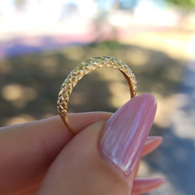 Aparador em Ouro 18K Casty